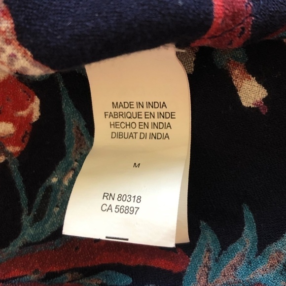 LUCKY BRAND Blouse Women's Size Medium Blue Pink Floral V-Neck Long Sleeve Top - Picture 5 of 13